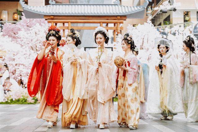 个商业年轻人浓度超标电子pg游戏西安这7(图31)